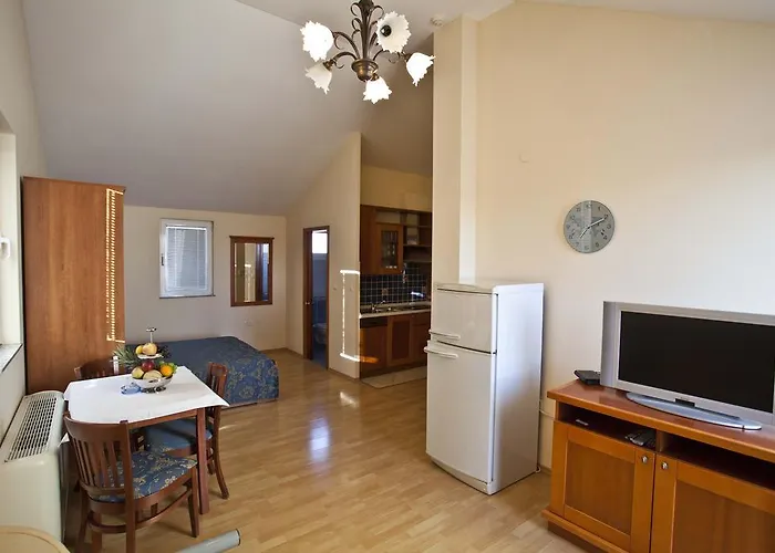 Bijeli Delfin 아파트 *