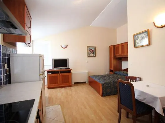 Διαμέρισμα Bijeli Delfin *